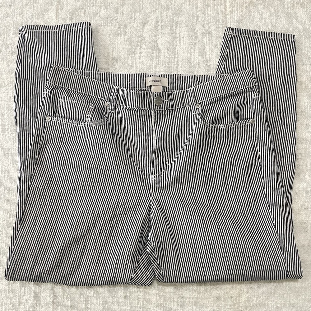 Ann‎ Taylor LOFT Original Crop Womens 12 Pants Pinstripe Button Detail Preppy